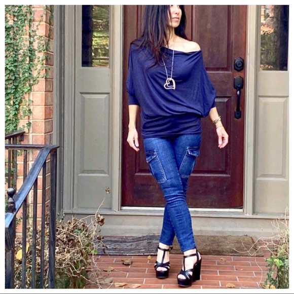 ✨LAST 1✨Navy blue Slouchy Dolman sleeves knit top - Picture 3 of 7